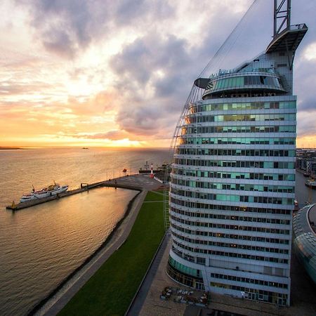 Atlantic Hotel Sail City Μπρέμερχαφεν Εξωτερικό φωτογραφία