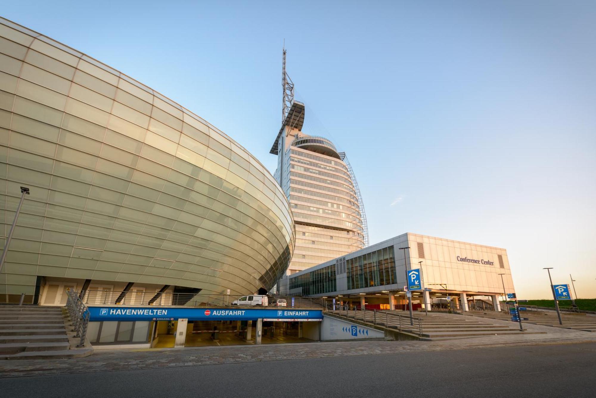 Atlantic Hotel Sail City Μπρέμερχαφεν Εξωτερικό φωτογραφία