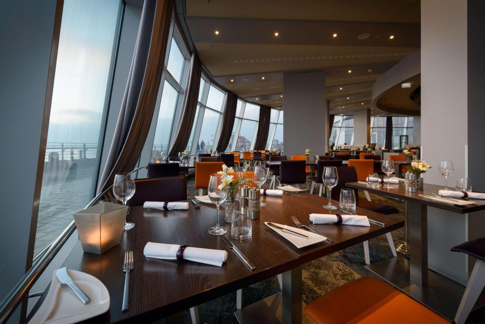 Atlantic Hotel Sail City Μπρέμερχαφεν Εξωτερικό φωτογραφία